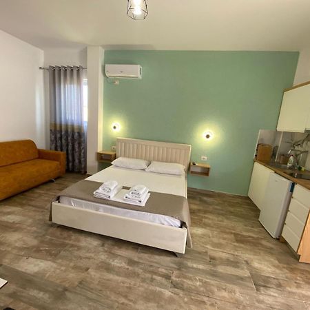 Gray&Oli Studios Vlorë Exterior foto